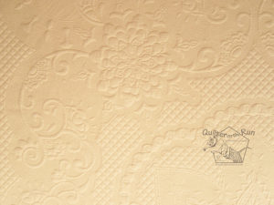 karma chameleon whole cloth quilt quilting karma detail