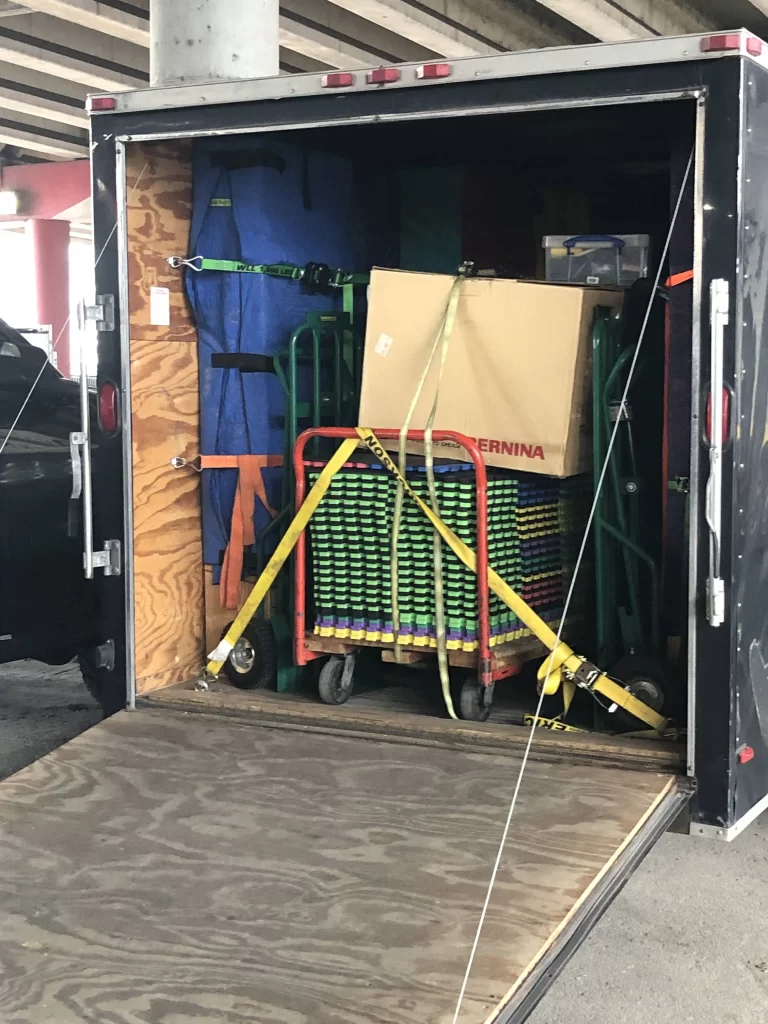 unloading the quilters rule trailer